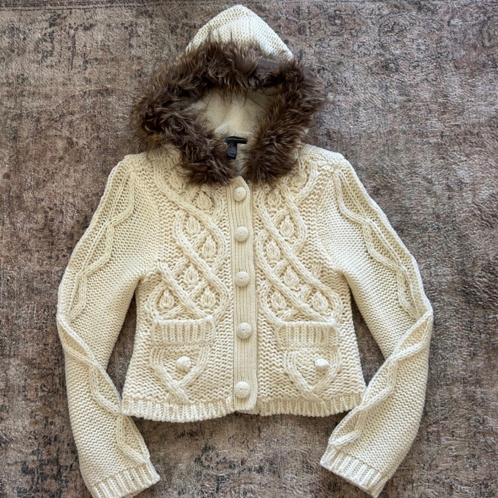 Y2K Hooded Cardigan Sweater Womens M/L Cream Warm Cozy Faux Fur Lined Cable Knit